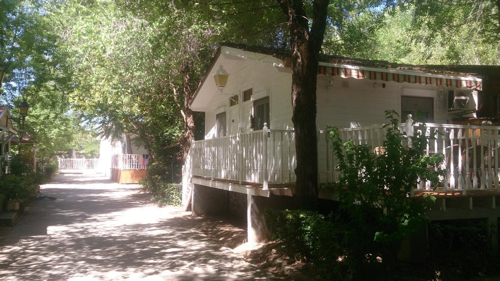 Bungalows & Albergue La Playa Логроньо Номер фото
