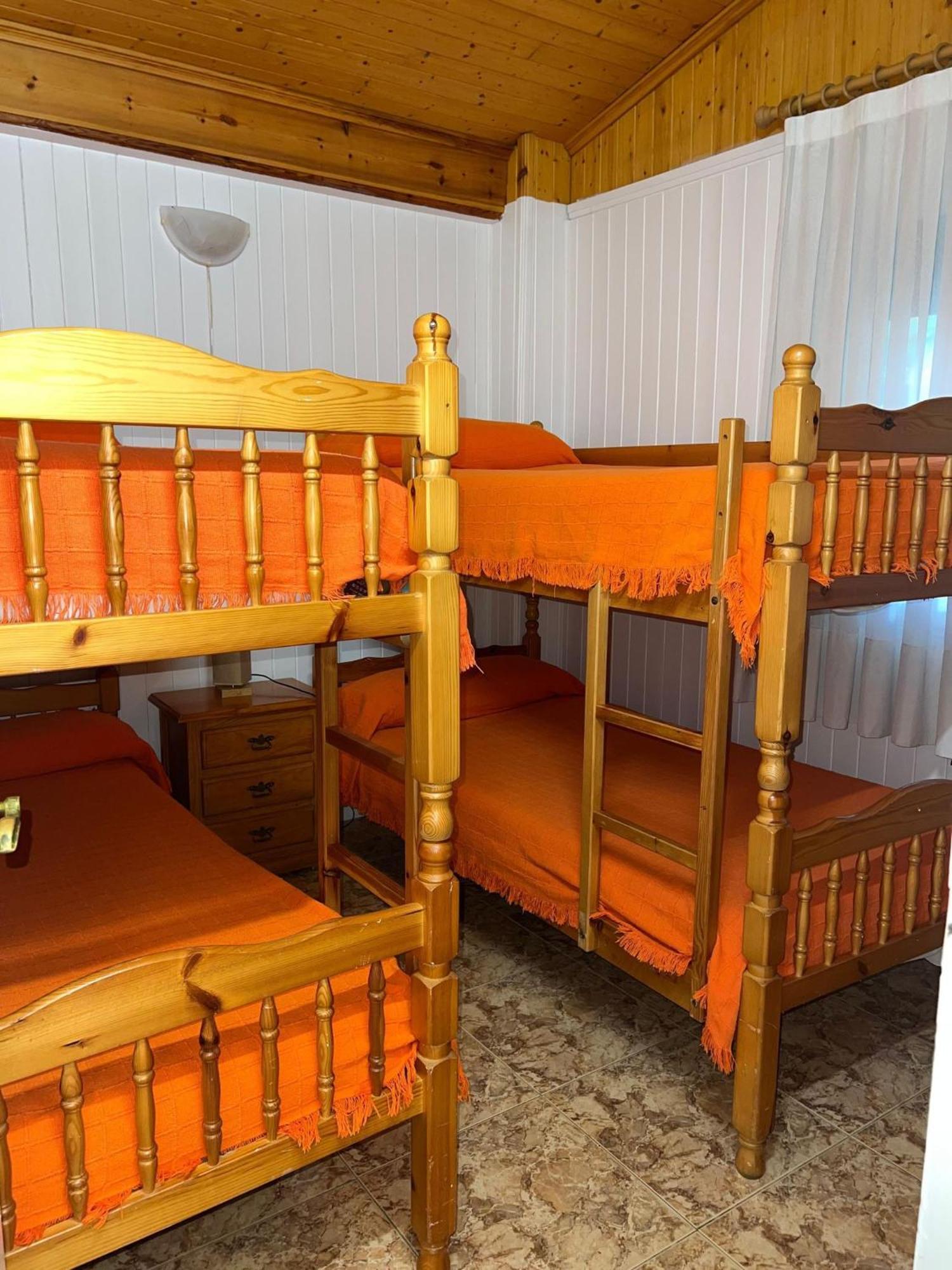 Bungalows & Albergue La Playa Логроньо Экстерьер фото