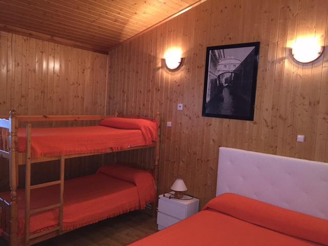 Bungalows & Albergue La Playa Логроньо Экстерьер фото